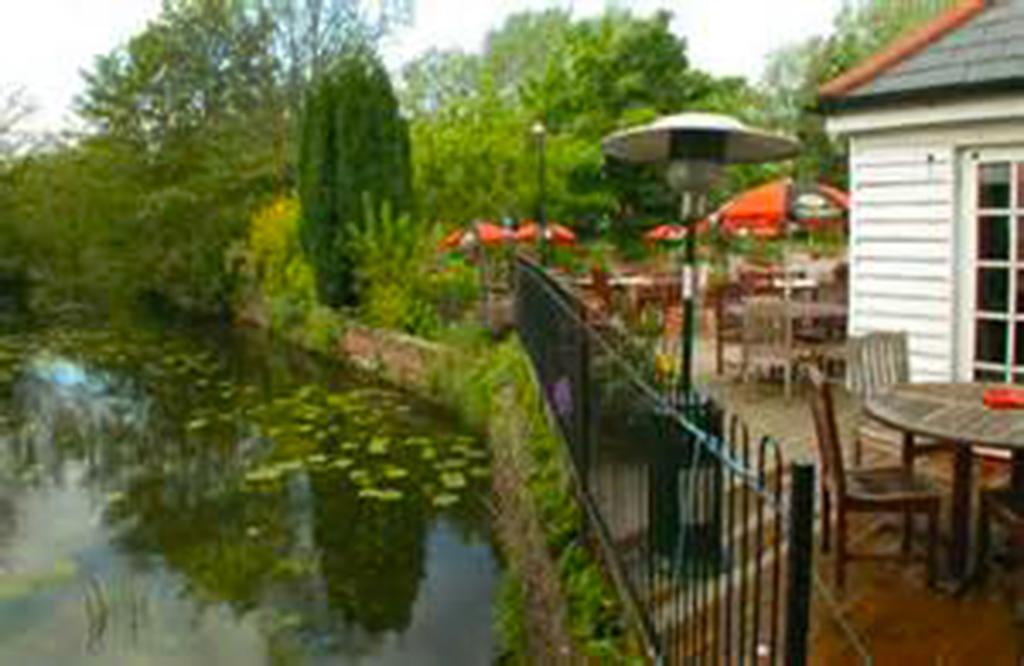The Riverside Inn Chelmsford Exterior photo